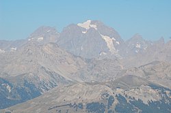etape04_007_mont_pelvou_depuis_gondran.JPG