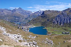 etape09_tignes_006_le_lac.JPG