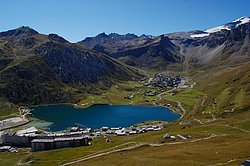etape09_tignes_009_le_lac.JPG